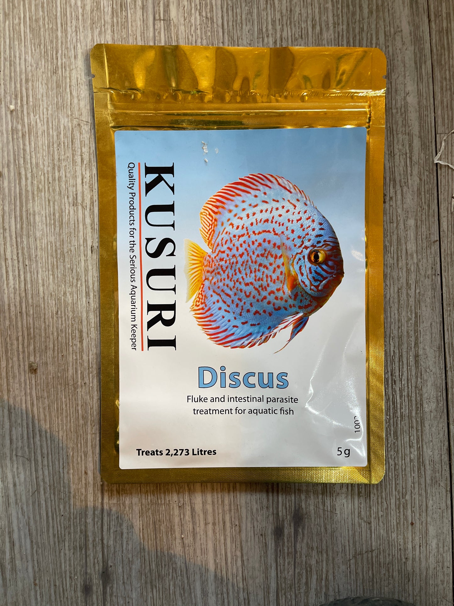 Kusuri Discus Fluke and Internal Parasite Treatment