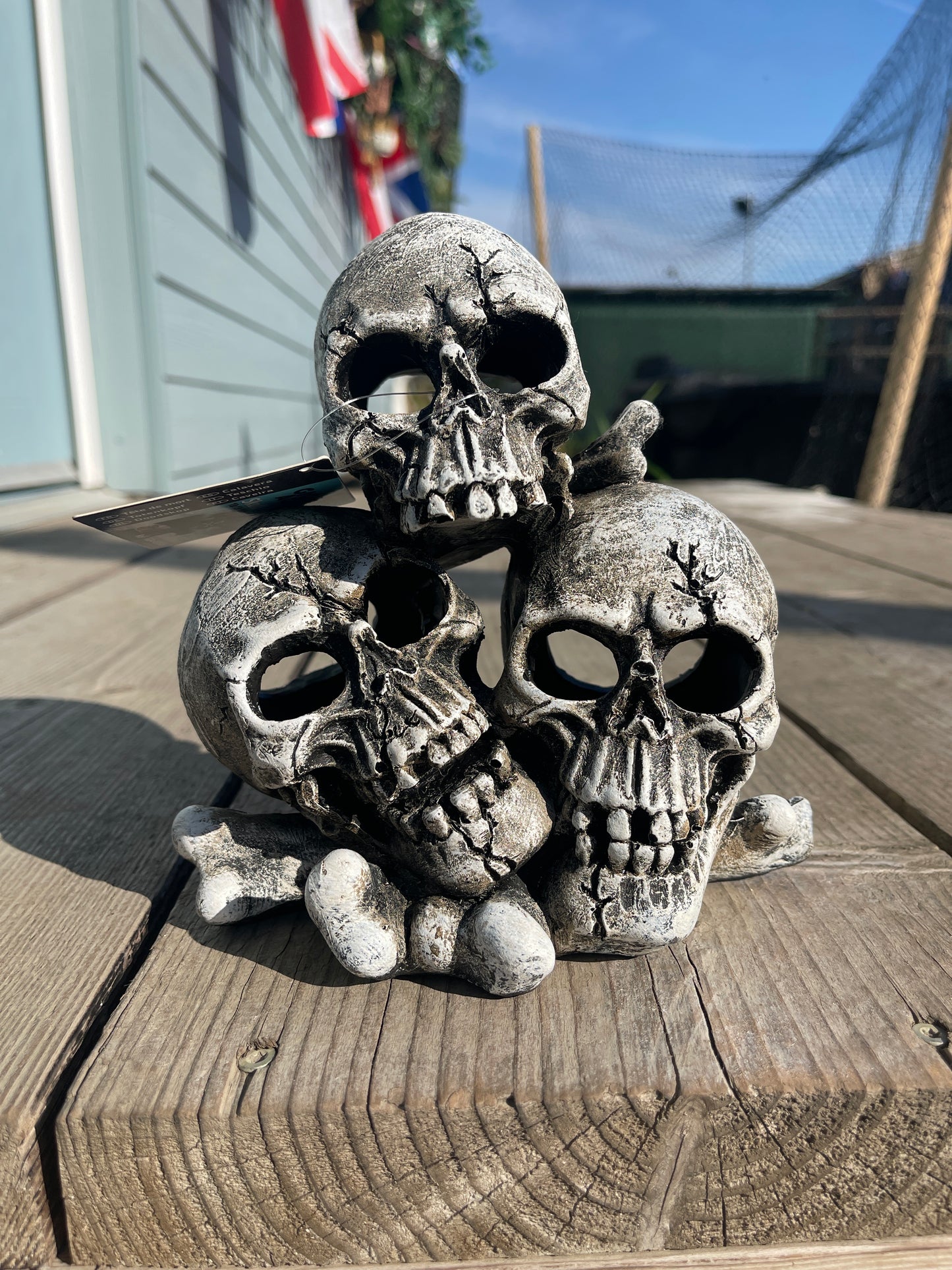 Triple Skulls 605 18x13x18cm Ornament